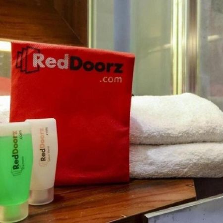 Reddoorz Apartment Near Summarecon Mall Serpong Тангеранг Екстер'єр фото
